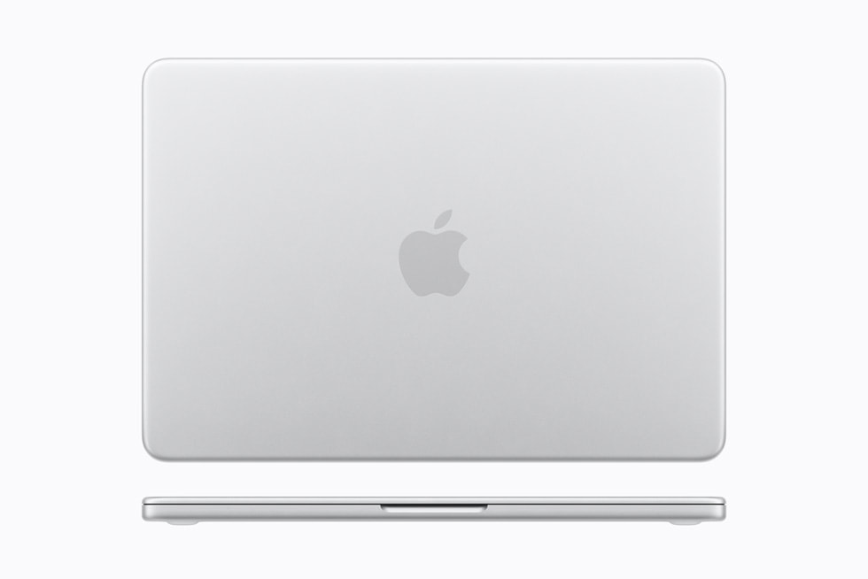 MacBook Neo in Silver